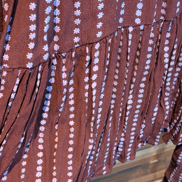 Ann Taylor Sleeveless Burgundy Maxi Dress with Pink Dot Stripes - Picture 6 of 6